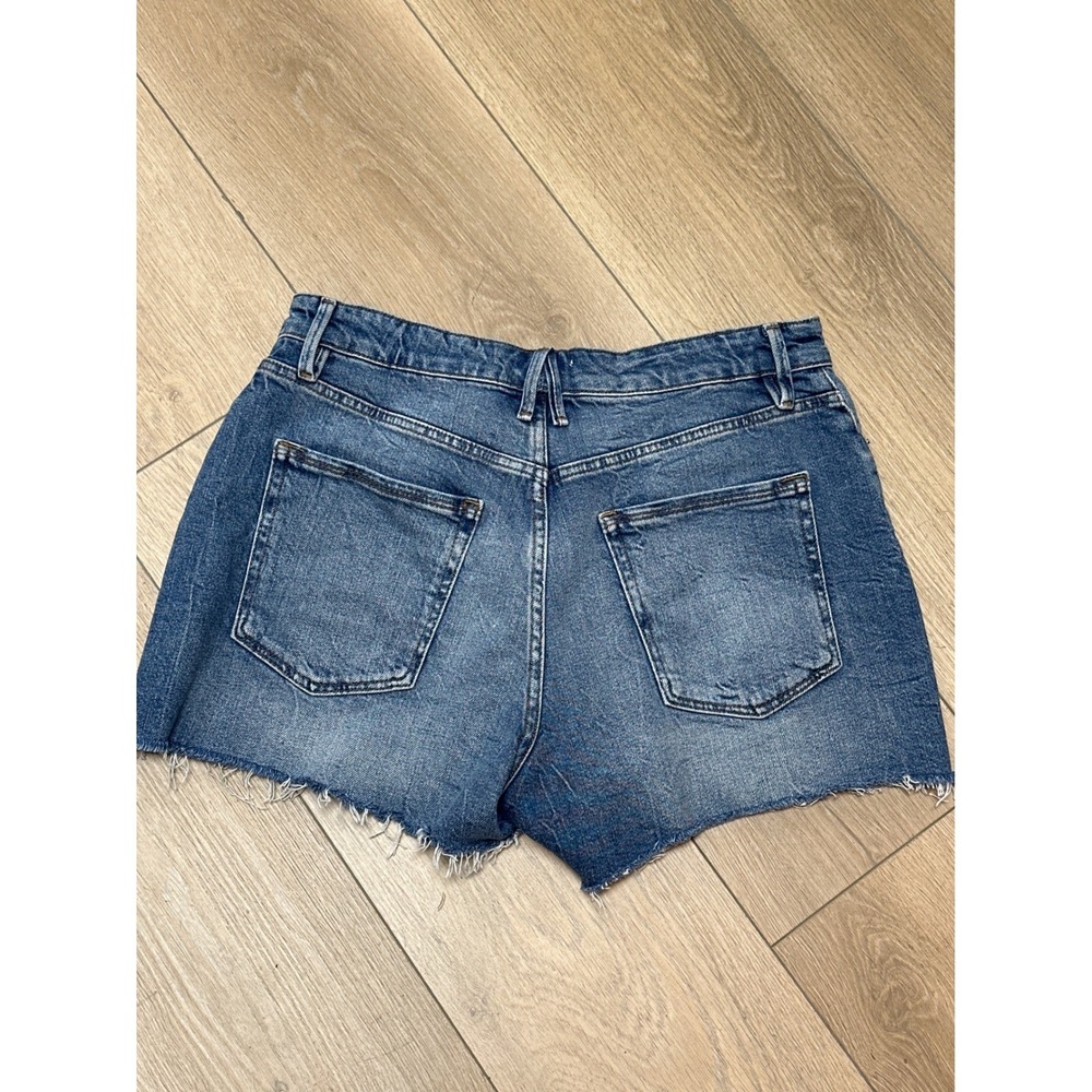 Good American Good Girlfriend Crossover Asymmetrical Denim Shorts Blue Size 8 29 - Picture 3 of 4